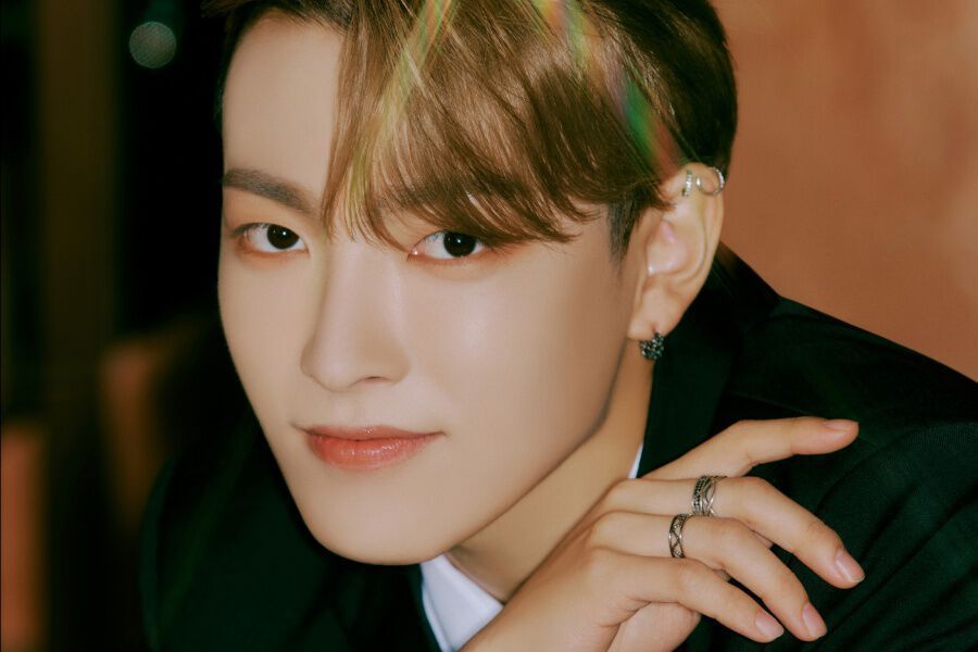 Hongjoong d'ATEEZ fait un don généreux pour célébrer l'anniversaire du fan club d'ATINY