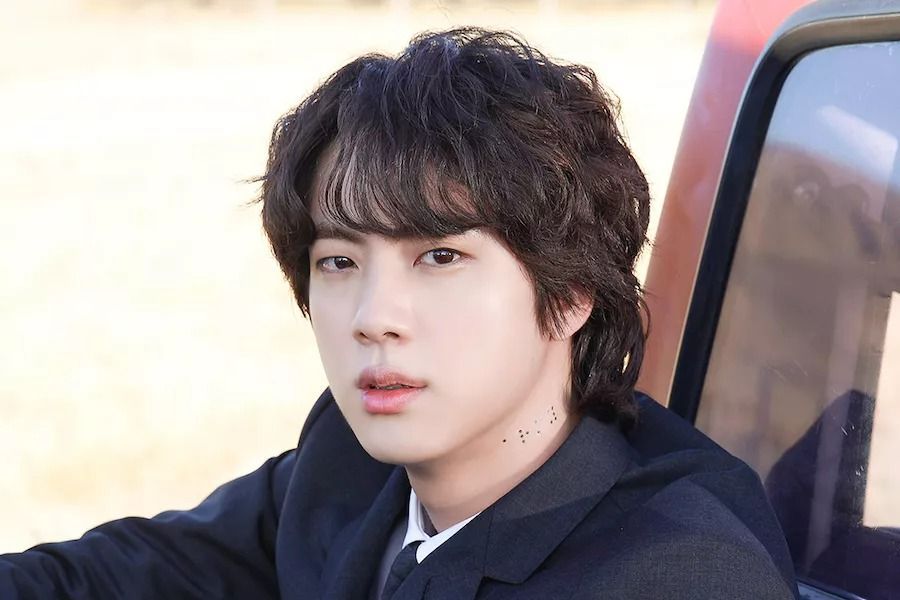 Jin de BTS devrait s'enrôler en décembre + BIGHIT commente brièvement