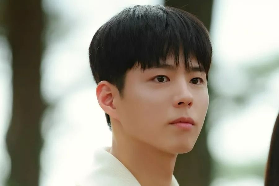 THEBLACKLABEL aborde brièvement les éventuelles promotions de Park Bo Gum en tant que chanteur