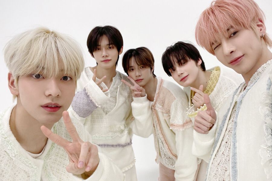 TXT devient le deuxième artiste K-Pop de l'histoire à avoir un album dans le Top 3 du Billboard 200 pendant 2 semaines