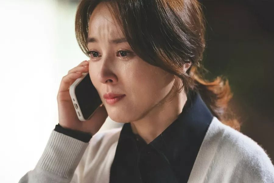 Han Hye Jin parle de s'identifier profondément à la douleur de son personnage dans 