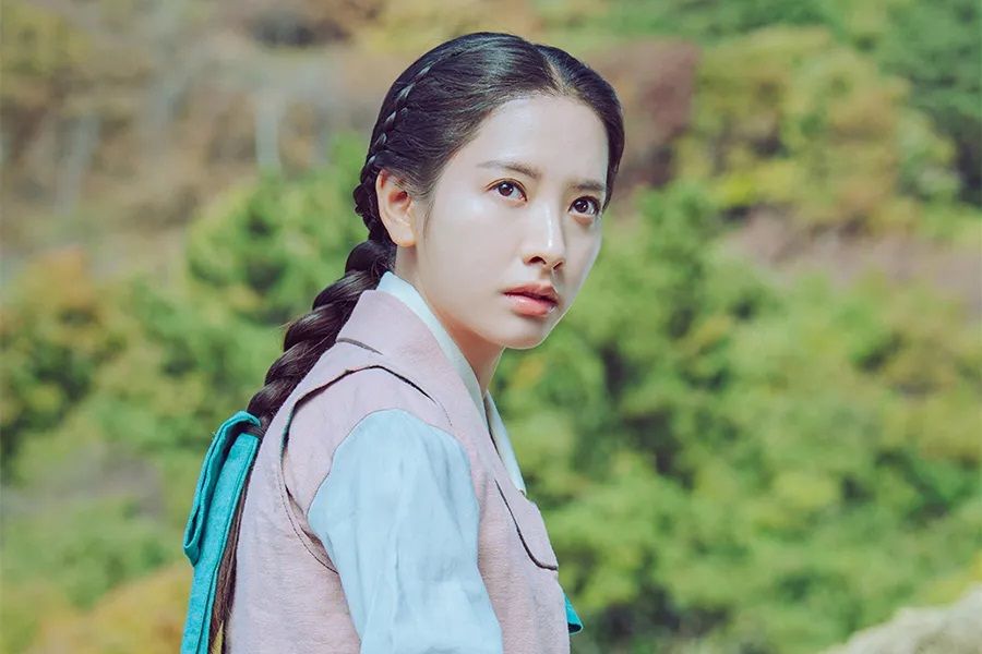 Bona de WJSN parle de son rôle de princesse Vigilante dans le drame historique à venir