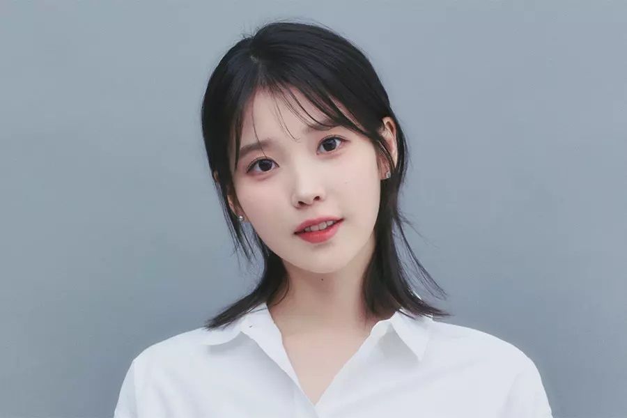 IU fait don de 250 millions de won à des causes importantes pour son anniversaire