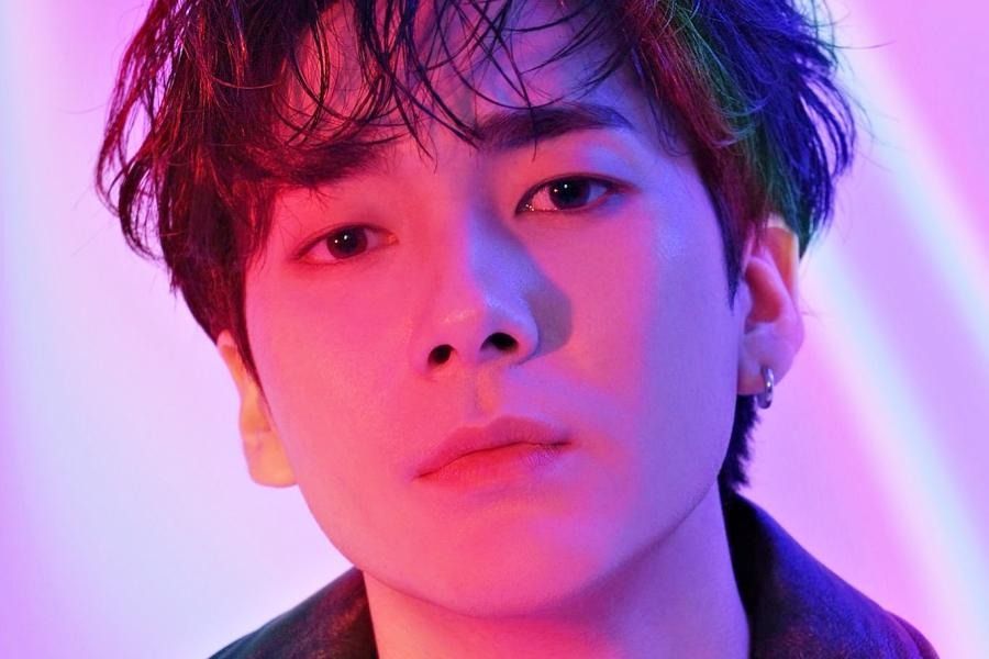 Aaron (Aron), ancien membre de NU'EST, lance sa propre chaîne YouTube