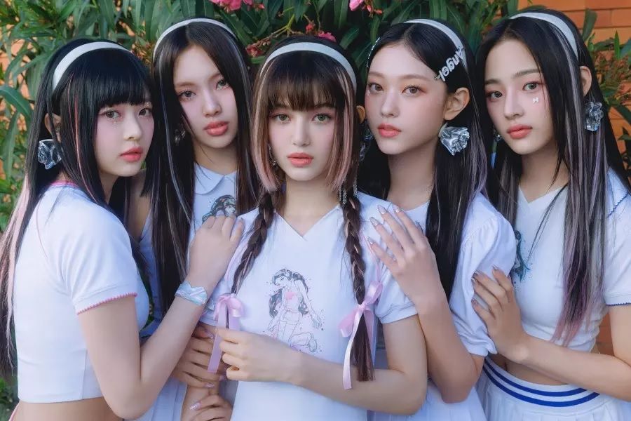 NewJeans devient le groupe de filles K-Pop le plus rapide à lancer plusieurs chansons sur le tableau officiel des singles britanniques avec 