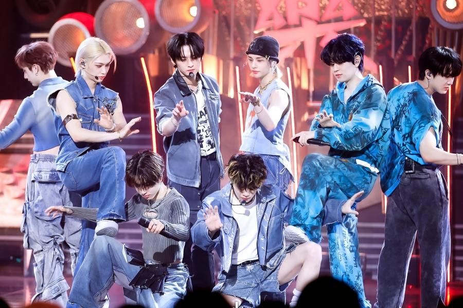 Stray Kids réintègre le Top 40 du Billboard 200 avec « ROCK-STAR »