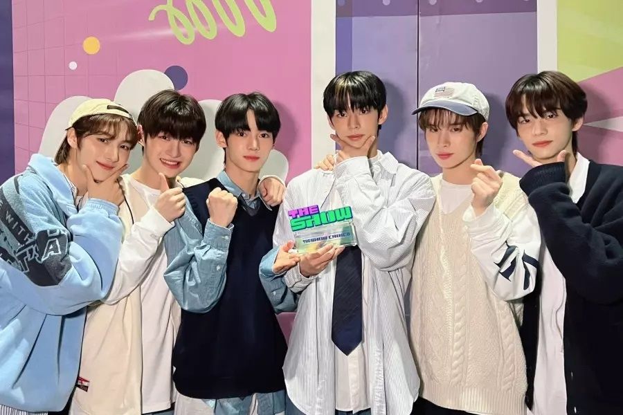 TWS remporte sa deuxième victoire pour « rebondissement » sur « The Show » ; Performances de Ten, P1Harmony de NCT et plus