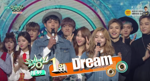 Baekhyun et Suzy remportent la victoire de "Dream" dans "Music Bank" + Présentations