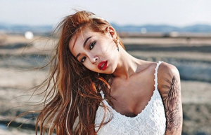 Jessi reviendra avec une ballade R & B