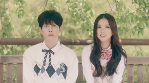 Park Kyung du Block B publie MV pour "Inferiority Complex" avec Eunha de GFRIEND