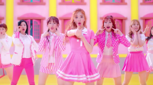 SONAMOO revient avec son clip "I Like U Too Much"