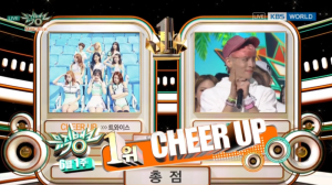 TWICE obtient sa dixième victoire avec "Cheer Up", des performances de EXID, FIESTAR, KNK et plus dans "Music Bank"