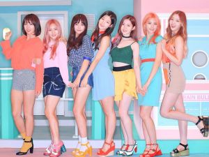 DIA revient à enregistrer une chanson pour ses fans "The Love" après le filtrage en ligne