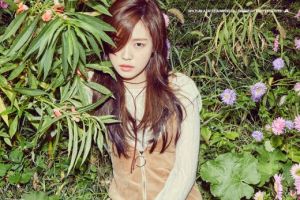 Ils sont Naeun d'Apink est rêveur et brillant en teaser pour son retour