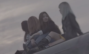 BLACKPINK publie une vidéo impressionnante dans les coulisses de "Stay"