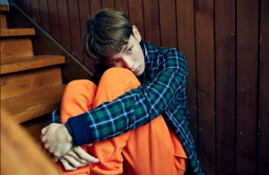 SHINee continue avec son thème d'automne dans des images teaser récentes pour Key et Minho