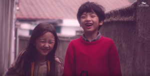 Les enfants modèles de SM, Kim Ha Eun et Kim Do Hyun, sont très adorables dans le nouveau clip de SM STATION