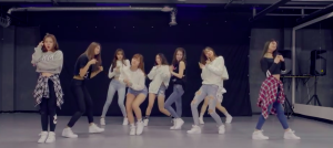 Pledis Girlz lance une reprise de "Adore U" par SEVENTEEN en tant que premier projet