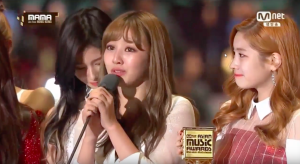 TWICE remporte le prix "Song of the Year" aux "Mnet Asian Music Awards 2016"