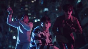 Gallant, Tablo et Eric Nam dévoilent la vidéo tant attendue de "Cave Me In"