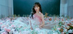 Taeyeon de Girls 'Generation est une déesse du printemps en teaser MV pour "Make Me Love You"