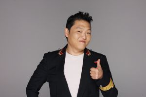 PSY confirme la date officielle de sortie de son 8ème album