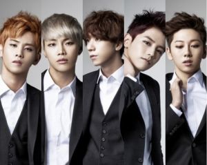 HOTSHOT confirme la date de votre retour en tant que groupe de 5 membres