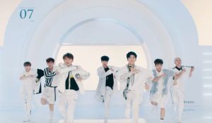 Le nouveau groupe masculin ONF fait ses débuts avec le clip "ON / OFF"