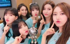 GFRIEND obtient la deuxième victoire pour "Summer Rain" dans "M! Countdown", des performances de Lee Gikwang, PENTAGON, BAP et plus