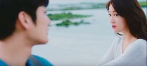 Soyou aime "La nuit bleue de l'île de Jeju" dans un romantique MV