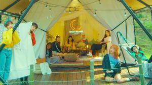 DIA lance le MV de "Good Night", piste de son album reconditionné