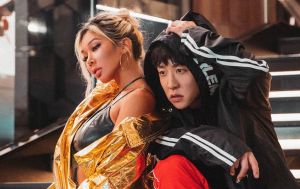 Excellent et sexy Flowsik et Jessi dans le nouveau MV pour "Wet"