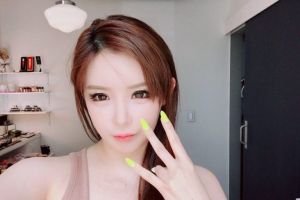 Il est rapporté que Park Bom a signé avec une nouvelle agence + Publier un nouvel album