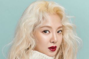 Hyoyeon de Girls 'Generation parle de travailler en tant que DJ et de renouveler un contrat avec SM Entertainment