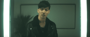 James Lee lance un MV sincère pour son premier EP "The Light"