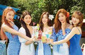 Red Velvet prend la première place dans les listes en temps réel avec "Power Up"