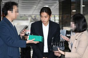 Jung Joon Young admet toutes les accusations et s'excuse avant d'être interrogé au tribunal