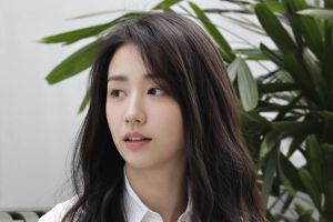 Park Ha Sun signe un contrat d'exclusivité avec KeyEast