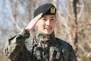 Ji Chang Wook termine son service militaire + exprime sa gratitude à ses compagnons soldats Kang Ha Neul, Sunggyu et Onew