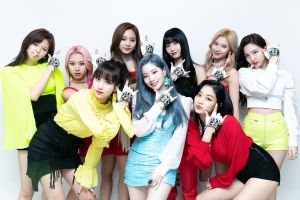 TWICE établit un nouveau record pour les groupes de filles en ventes d'albums dans la première semaine avec "FANCY YOU"