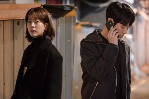 Han Ji Min attend Jung Hae dans "One Spring Night"