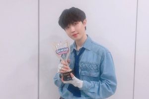 Kim Jae Hwan remporte son deuxième trophée avec "Begin Again" dans "Show Champion"; Performances de CLC, Lovelyz, AB6IX et plus