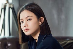 Lee Hi est interrogé sur son retour parmi les controverses entourant YG Entertainment