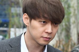 Le procureur demande une peine de prison et une amende pour Park Yoochun