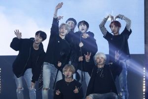 Le film BTS "Love Yourself In Seoul" révèle les points forts du concert pour son émission télévisée