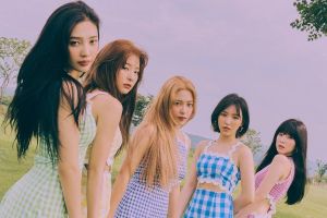 La designer Paris Starn parle des accusations selon lesquelles les costumes de Red Velvet sont un plagiat de son travail