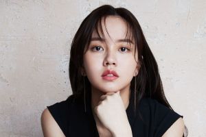 Kim So Hyun parle de se couper les cheveux pour "The Tale Of Nokdu", le prix de fin d'année qu'elle aimerait recevoir, et plus encore