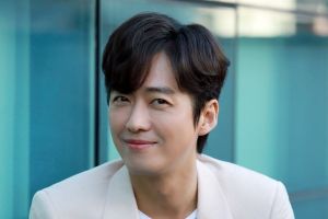 Namgoong Min renouvelle son contrat exclusif avec l'agence