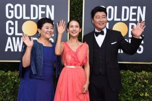 "Parasite" devient le premier film coréen à gagner aux Golden Globes