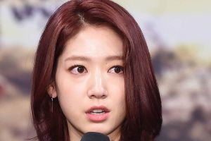 Park Shin Hye pleure en racontant l'horreur du braconnage des éléphants pendant le tournage de son documentaire